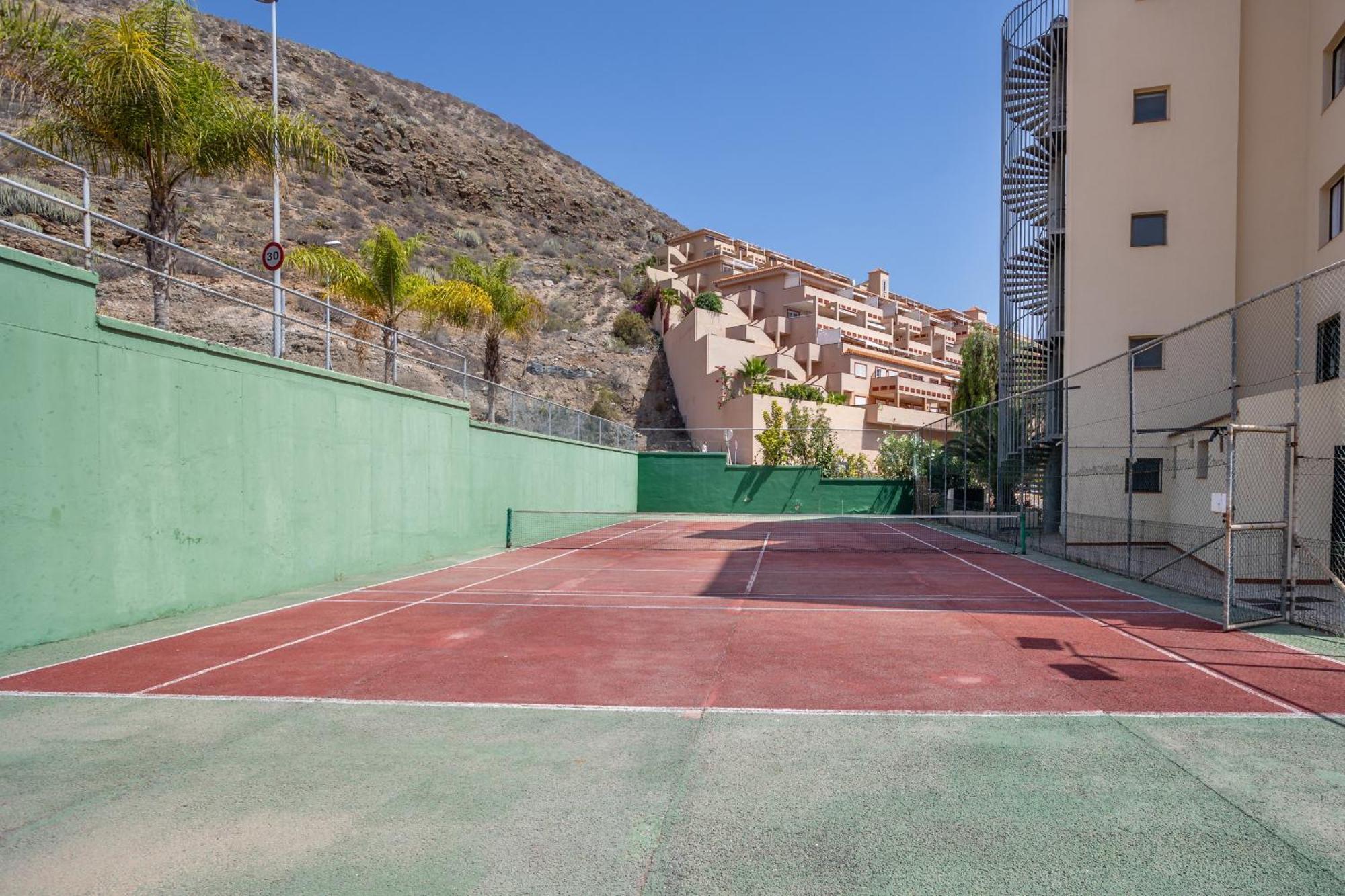 Castle Harbour Melanie'S Apartment By Lovetenerife Лос Кристианос Екстериор снимка